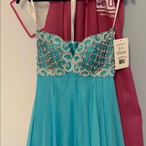 Beautiful Sherri Hill Prom Dress